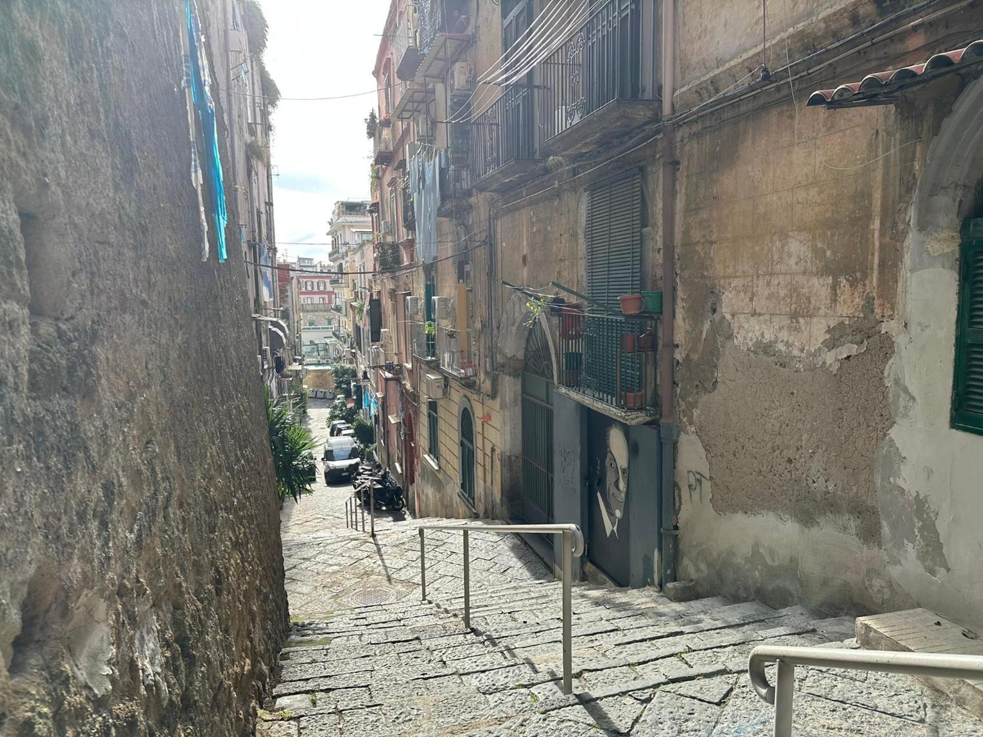Bilocale A Chiaia Vicino A Via Dei Mille Appartement Napels
